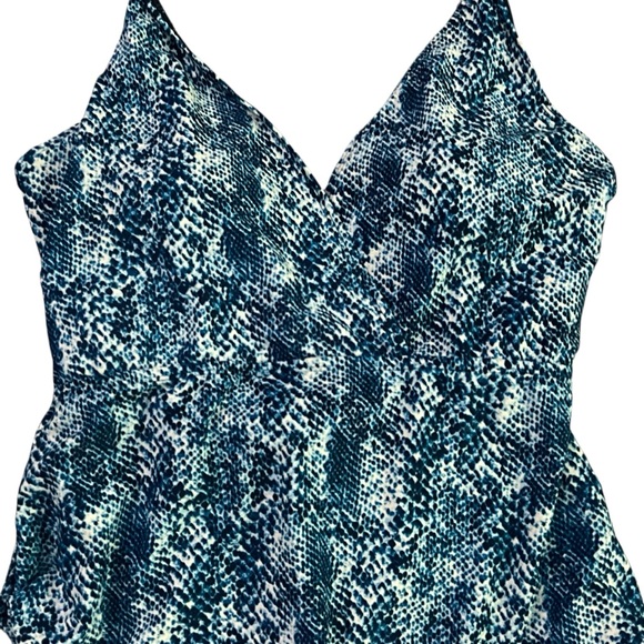 LAST CHANCE!!! ✅ 2 FOR $20!!! NWT Jones NY Blue Mood Snakeskin Halter Tie One - Picture 8 of 15